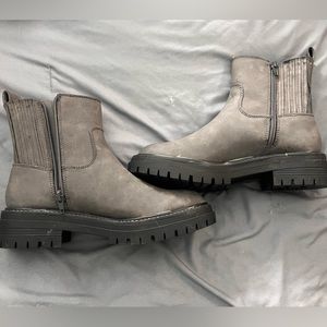 Time and Tru Chelsea Boots
